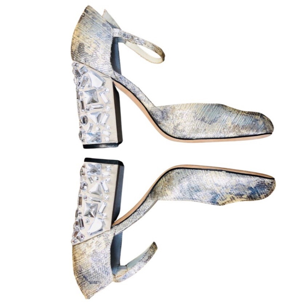 Rare Bettye Muller New York Bejeweled Brocade Ankle Strap Heels Size 9